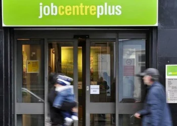 UK Jobless Rate Hits Five-Year High as Wage Growth Cools