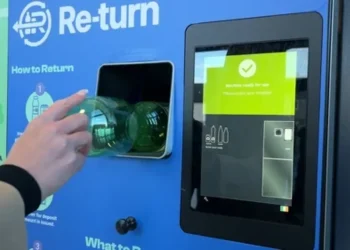 Medical Experts Raise Alarm on Bottle Return Schemes as Retailers Face Financial Strain
